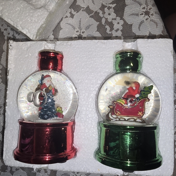 Festive Santa Snow Globe LED Candle Holder Set - Red and Green - Picture 2 of 4